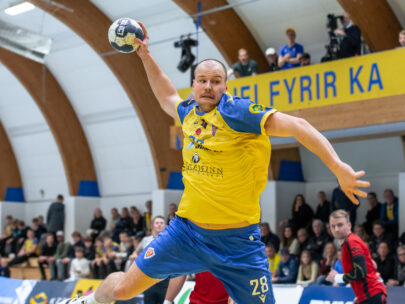 Egill Bjarni Friðjónsson)