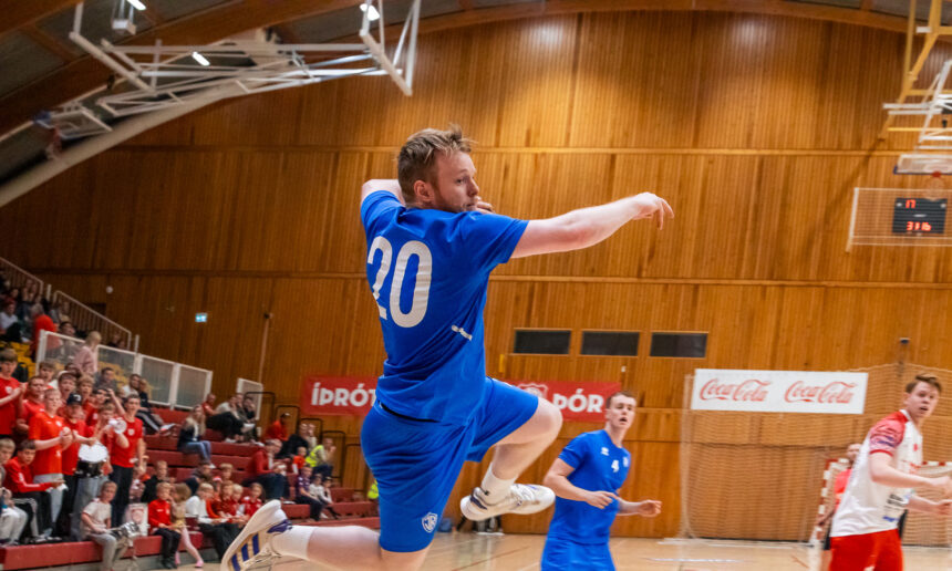 Egill Bjarni Friðjónsson