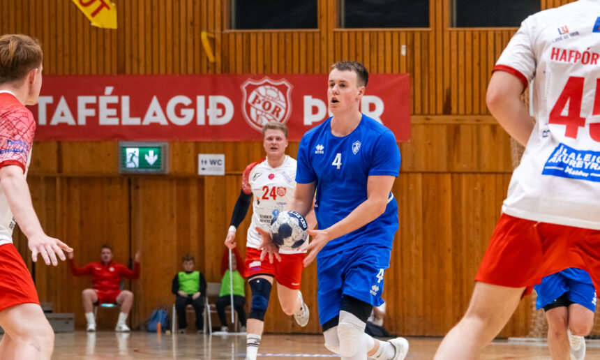 Egill Bjarni Friðjónsson)