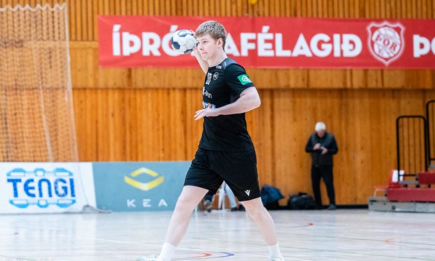 Egill Bjarni Friðjónsson