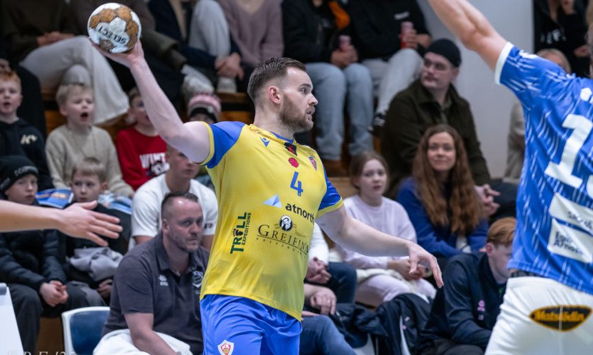 Egill Bjarni Friðjónsson)