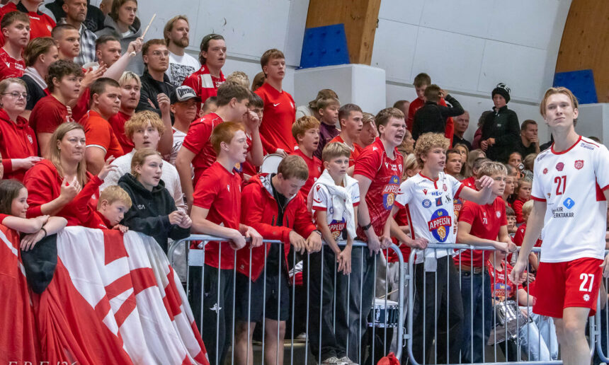 Egill Bjarni Friðjónsson