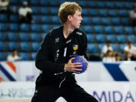 IHF)