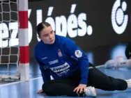Eva Manhart; MOL Esztergom