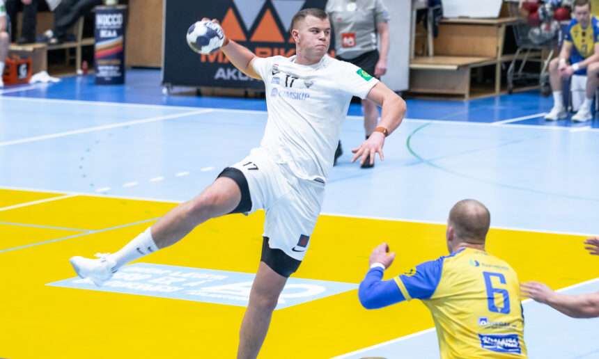 Egill Bjarni Friðjónsson