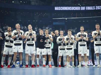 (CHRISTIAN CHARISIUS / dpa Picture-Alliance via AFP)