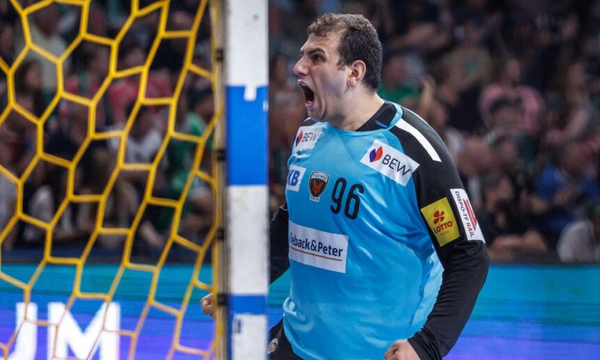 Andreas Gora / dpa Picture-Alliance via AFP