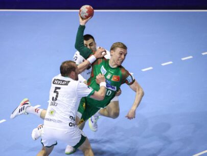 Ronny Hartmann / AFP