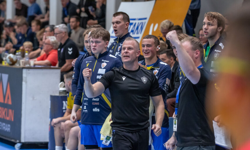 Egill Bjarni Friðjónsson)