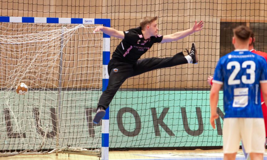 Kristinn Steinn Traustason)