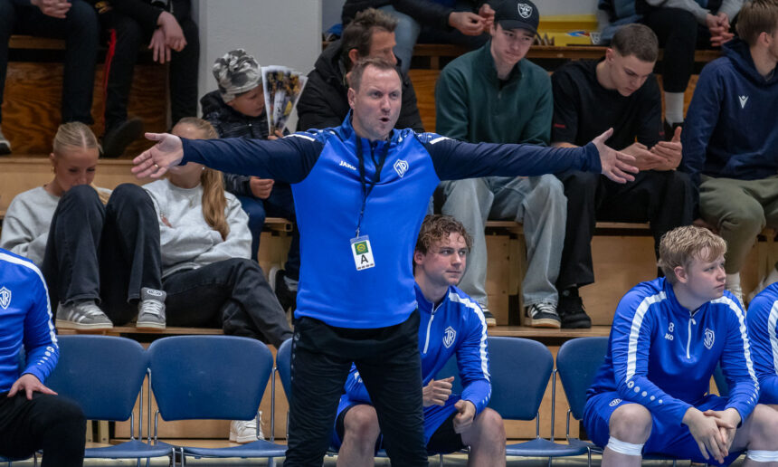 Egill Bjarni Friðjónsson)