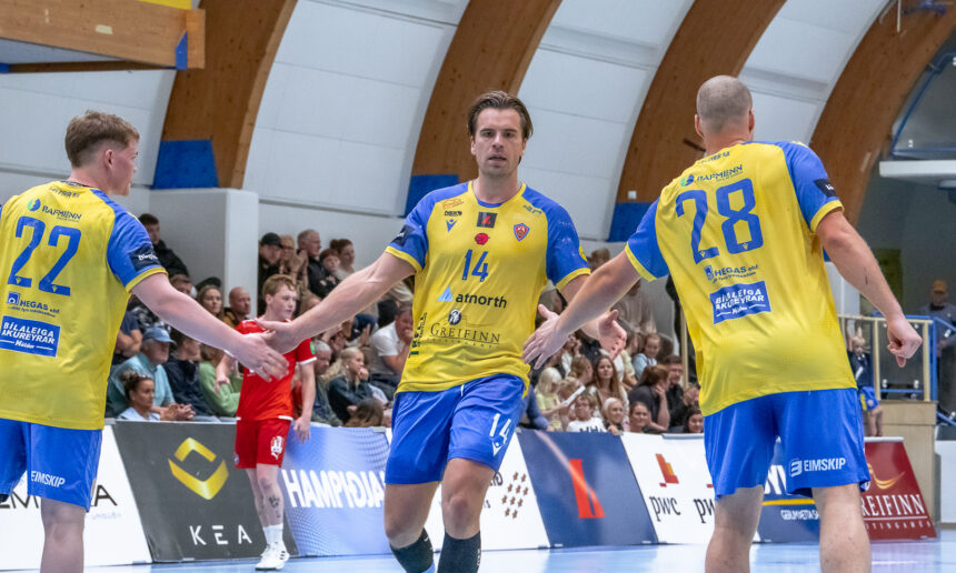 Egill Bjarni Friðjónsson)