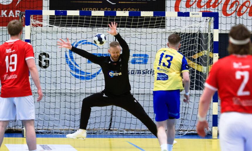 Egill Bjarni Friðjónsson