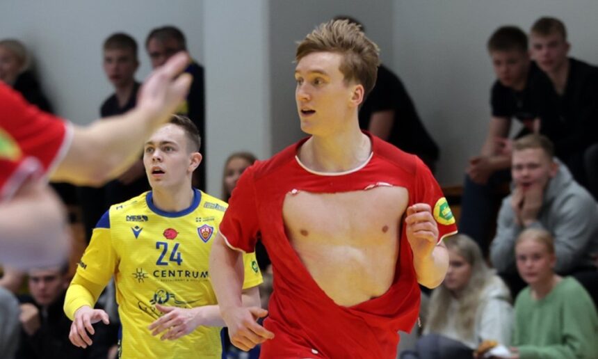 (Egill Bjarni Friðjónsson)
