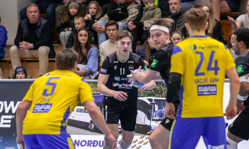 (Egill Bjarni Friðjónsson)