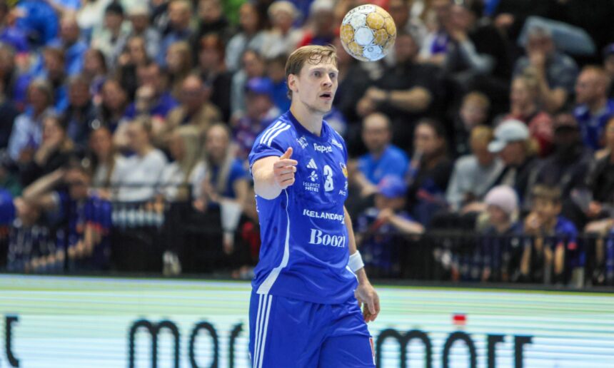 Kristinn Steinn Traustason)