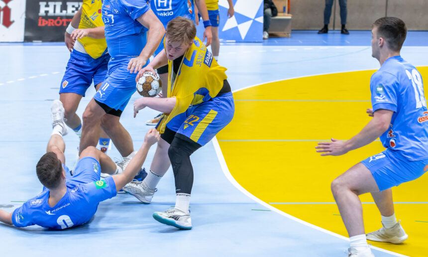 (Egill Bjarni Friðjónsson)
