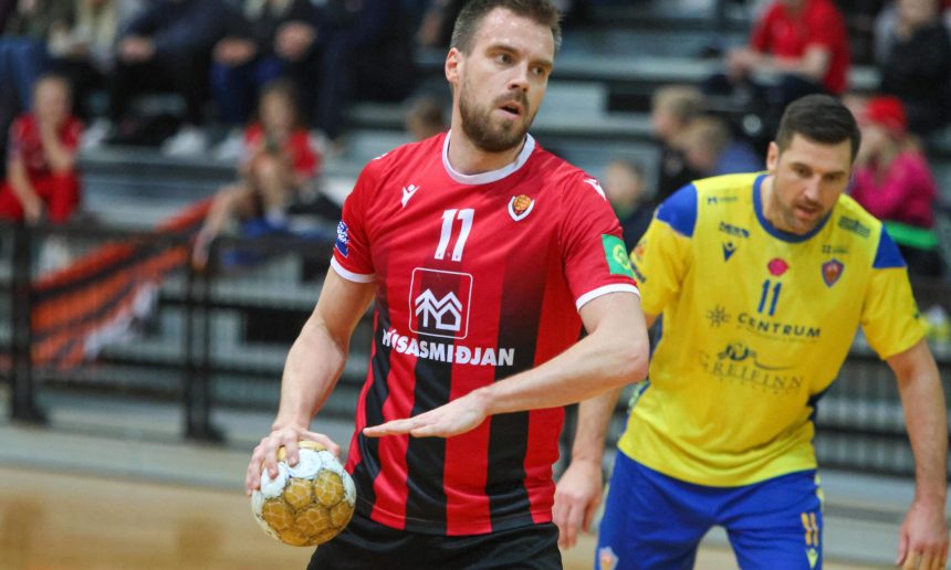 Kristinn Steinn Traustason)