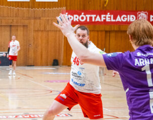 Egill Bjarni Friðjónsson