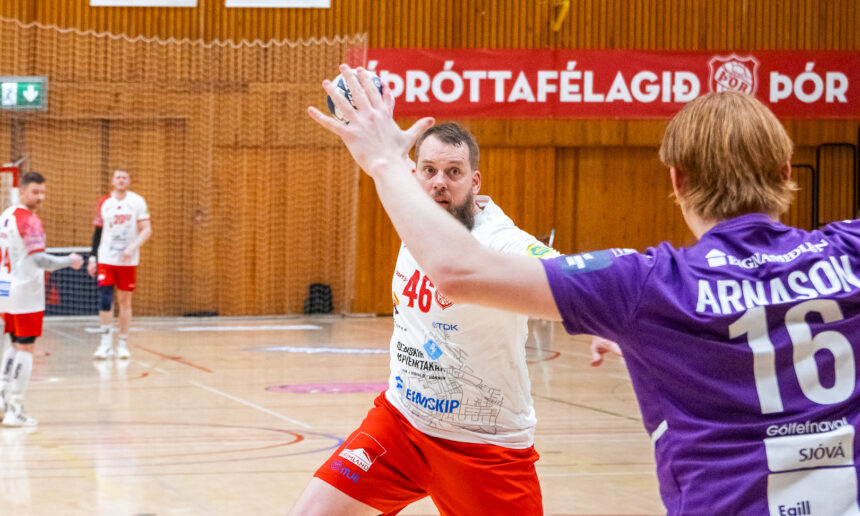 Egill Bjarni Friðjónsson
