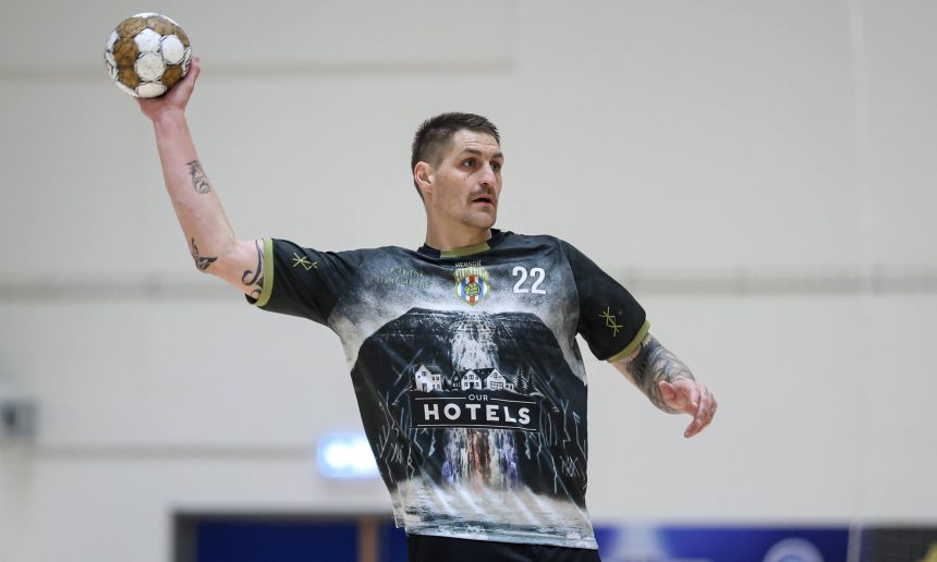 (Eyjólfur Garðarsson)