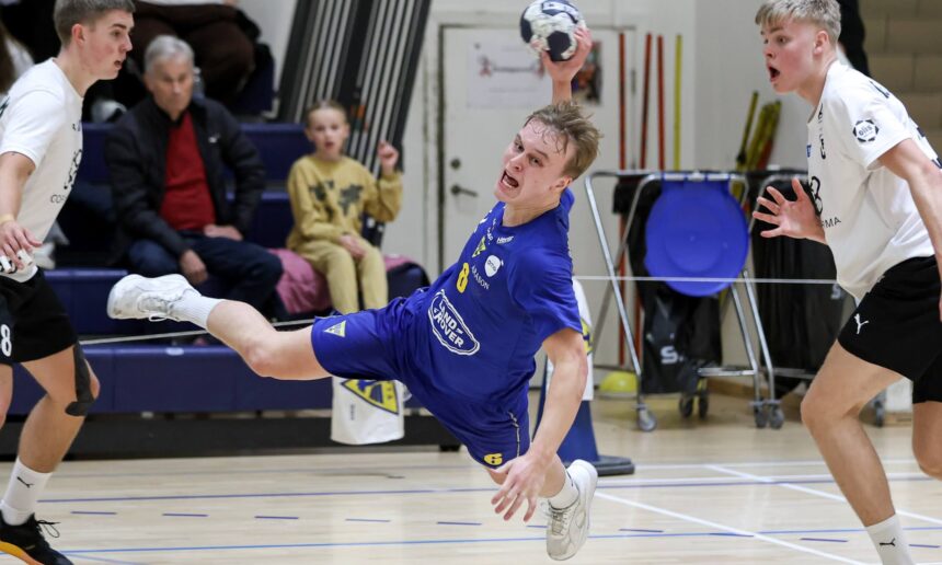Eyjólfur Garðarsson)
