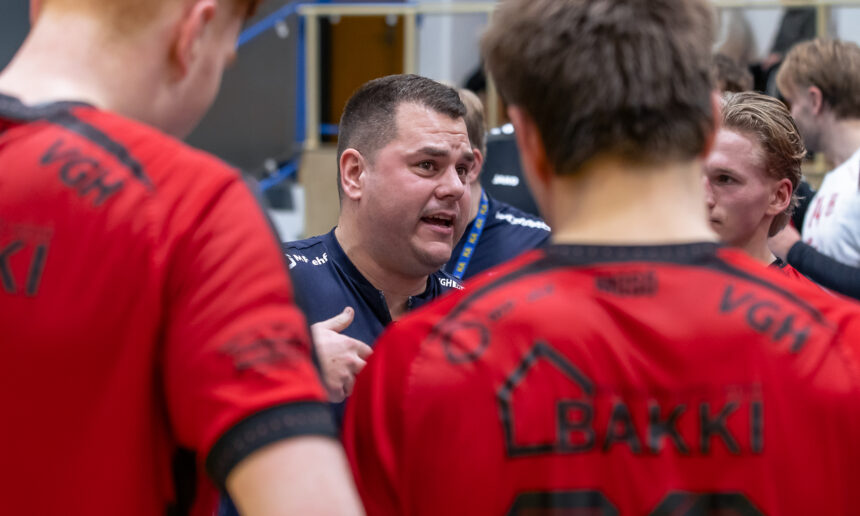 Egill Bjarni Friðjónsson