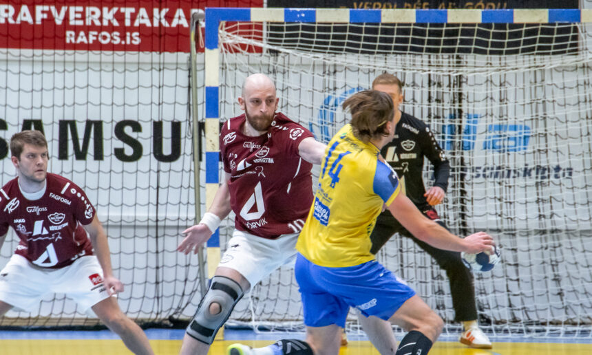 Egill Bjarni Friðjónsson